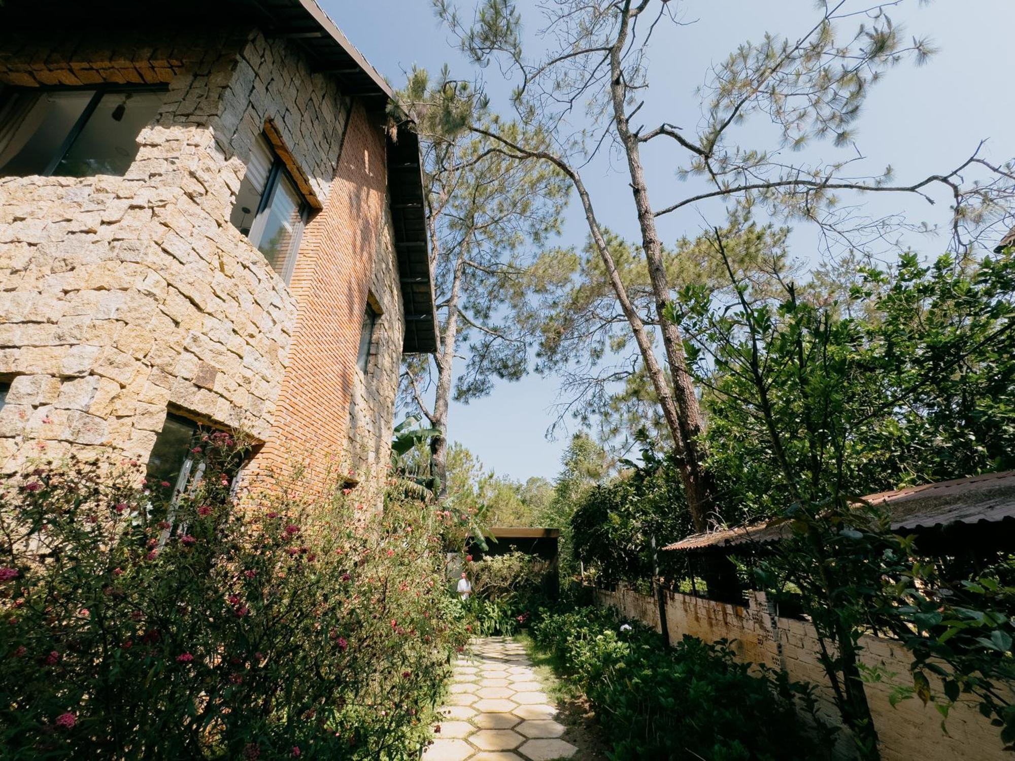Camelia Coffee & Homestay Kon Von Kla Ngoại thất bức ảnh